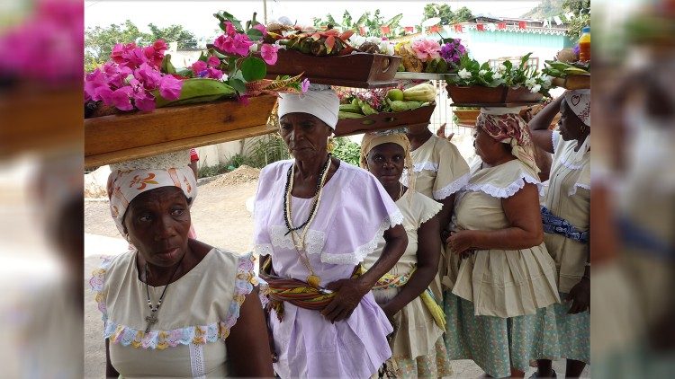 Mulheres empreendedoras criam cooperativa de valorização de resíduos sólidos em São Tomé e Príncipe
