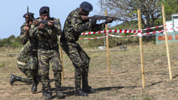 Governo moçambicano continua combate ao terrorismo