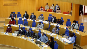 Parlamento de Cabo Verde debate políticas de rendimento e preços