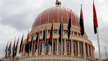 Parlamento angolano debate a Proposta de Lei que aprova o OGE 2024