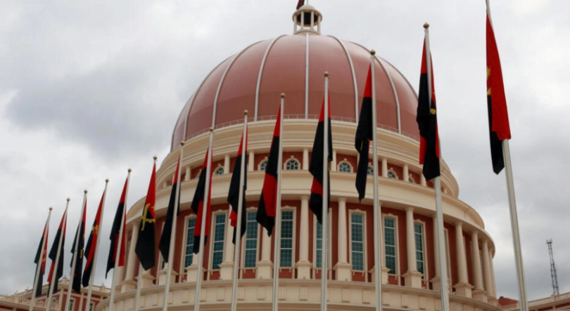 Parlamento angolano debate a Proposta de Lei que aprova o OGE 2024