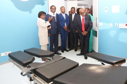 Banco de Urgência de Cirurgia inaugurado em Luanda