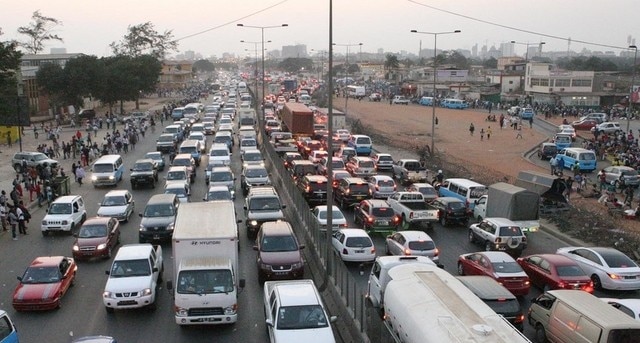 Angola: 18% dos 2 milhões de automóveis circulam com seguro obrigatório