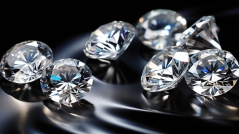 Angola: Detido cidadão com mais de 21 mil pedras de diamantes