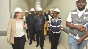 Angola: PR João Lourenço inaugura novo hospital e lidera reunião no Cuanza Sul