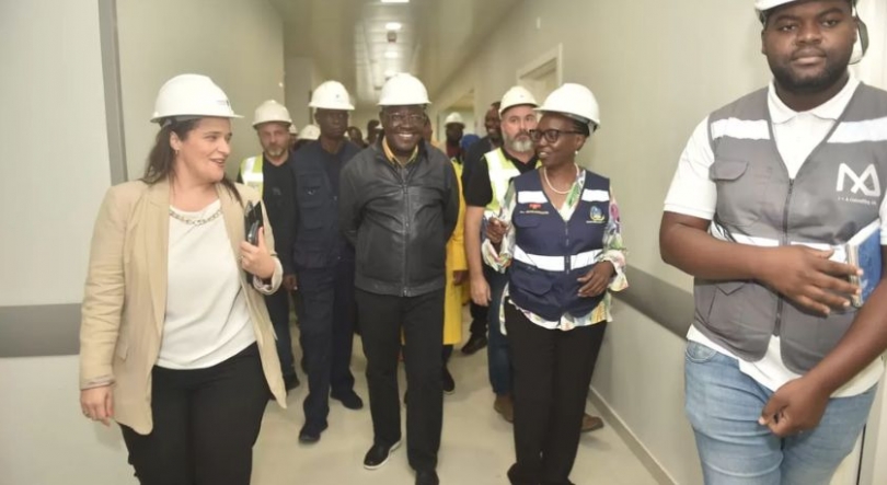 Angola: PR João Lourenço inaugura novo hospital e lidera reunião no Cuanza Sul