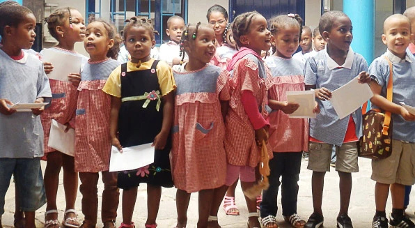 Imagem de Mais de 90 mil alunos das escolas cabo-verdianas beneficiam de refeições quentes