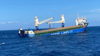 Imagem de Cabo Verde: Aberto inquérito ao afundamento do navio “Nhô Padre Benjamim”
