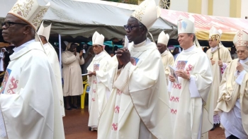 Imagem de Diocese de Bafatá tem novo bispo