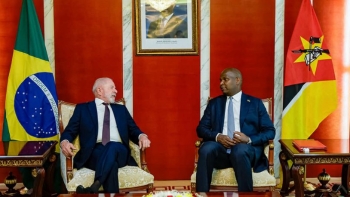 Imagem de Daniel Chapo e Lula da Silva assinam 9 acordos em Maputo, Moçambique