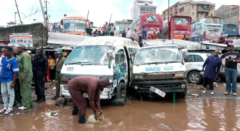 Imagem de No Quénia, as chuvas torrenciais mataram 81 pessoas, só durante este mês de março