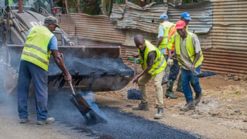 Imagem de Retomadas hoje as obras de reabilitação da estrada entre Bobô-Forro e Desejada, em São Tomé